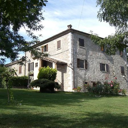 Villa Agriturismo Ca Serrantonio Urbania Exterior foto