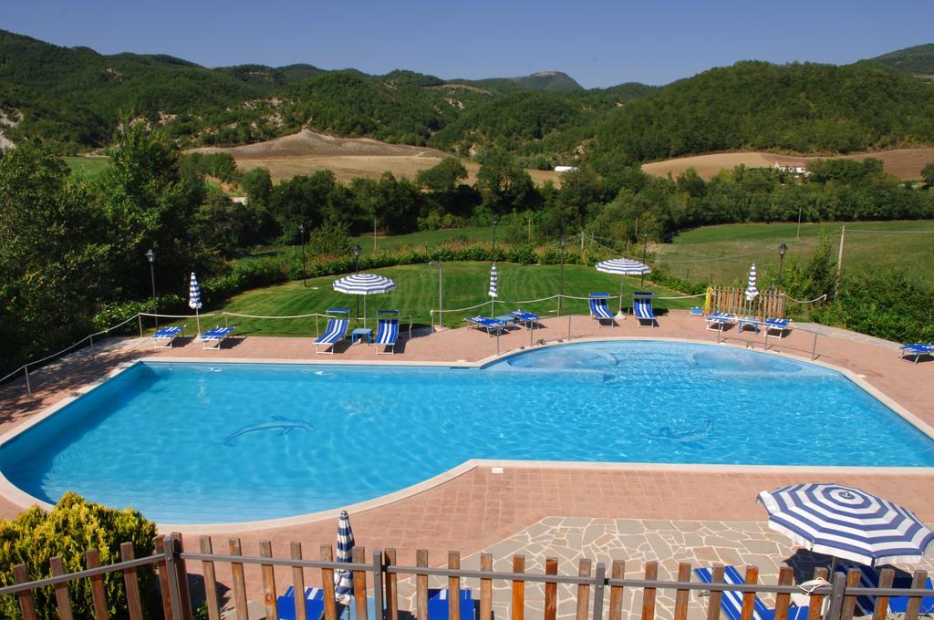Villa Agriturismo Ca Serrantonio Urbania Exterior foto